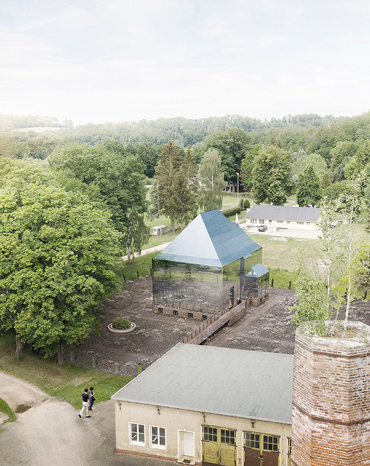 Kommandantenvilla Gebäudekubatur Außenansicht- Denkmalschutz - Gedenkstätte & Museum Konzentrationslager Sachsenburg
